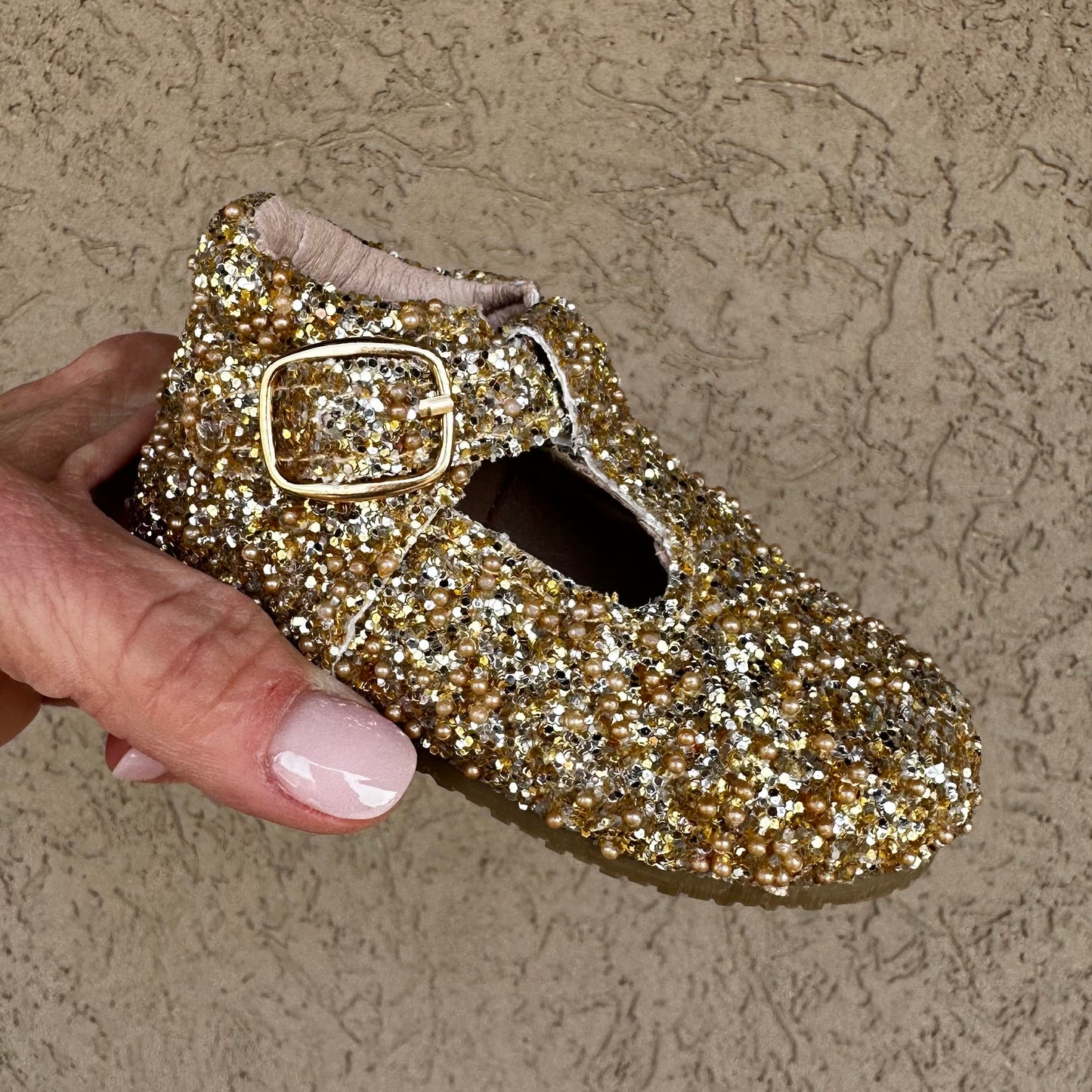RTS IMPERFECT Gold Pearl Tstraps (SZ2)