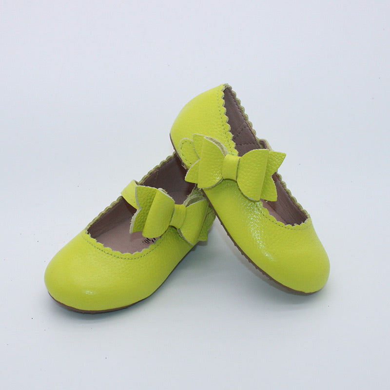 RTS (SZ 12/18M) Neon Yellow Leather Kinley