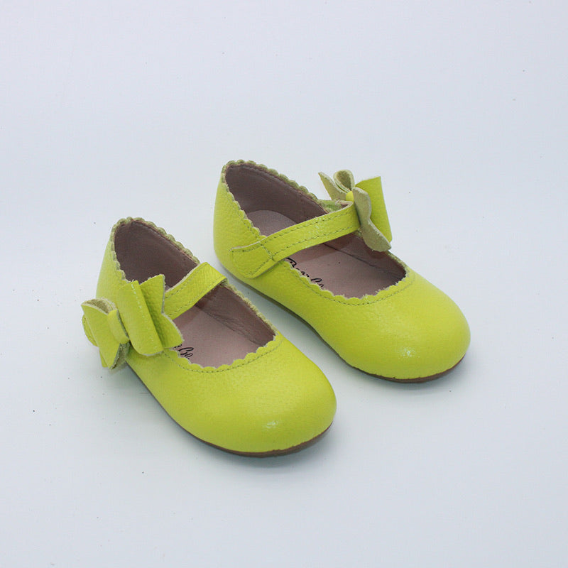 RTS (SZ 12/18M) Neon Yellow Leather Kinley