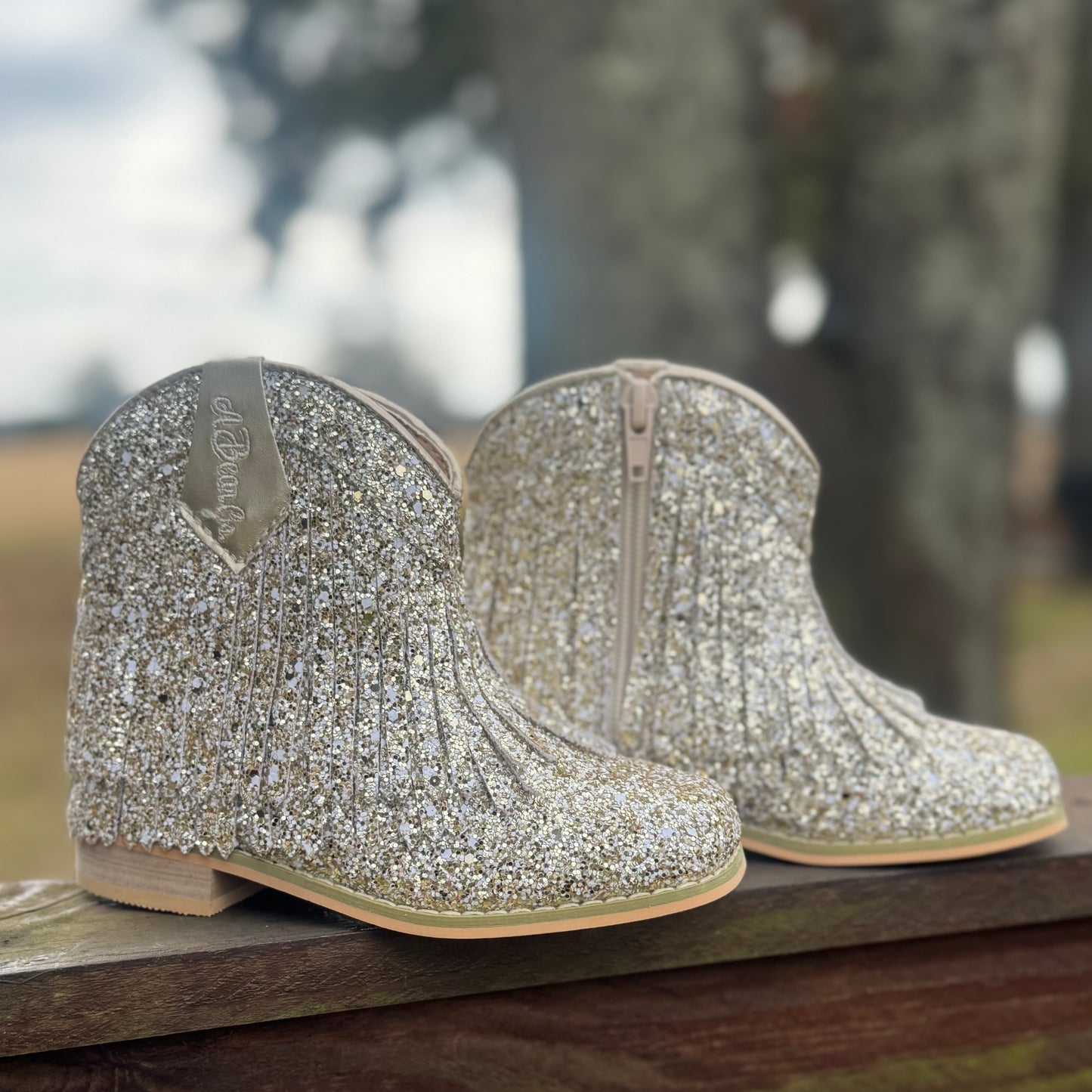 RTS Salty Beach LOWCUTS ( Sizes kids and adult size 37)