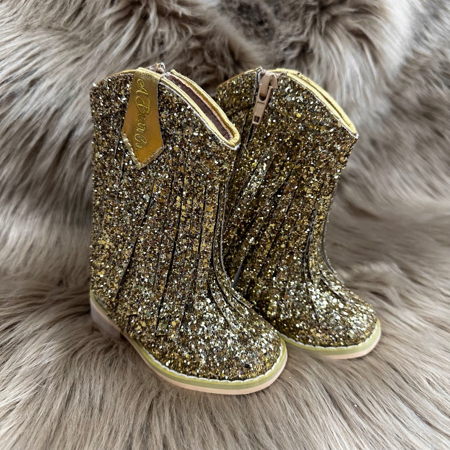 RTS Golden Fringe Cowgirls (SZ 2,3,4,5,13, BK2, BK4)