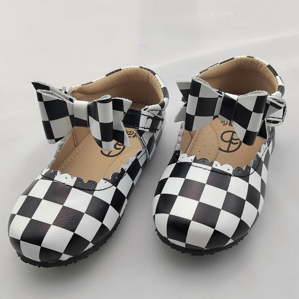RTS Checkered Livs (SIZE 7)
