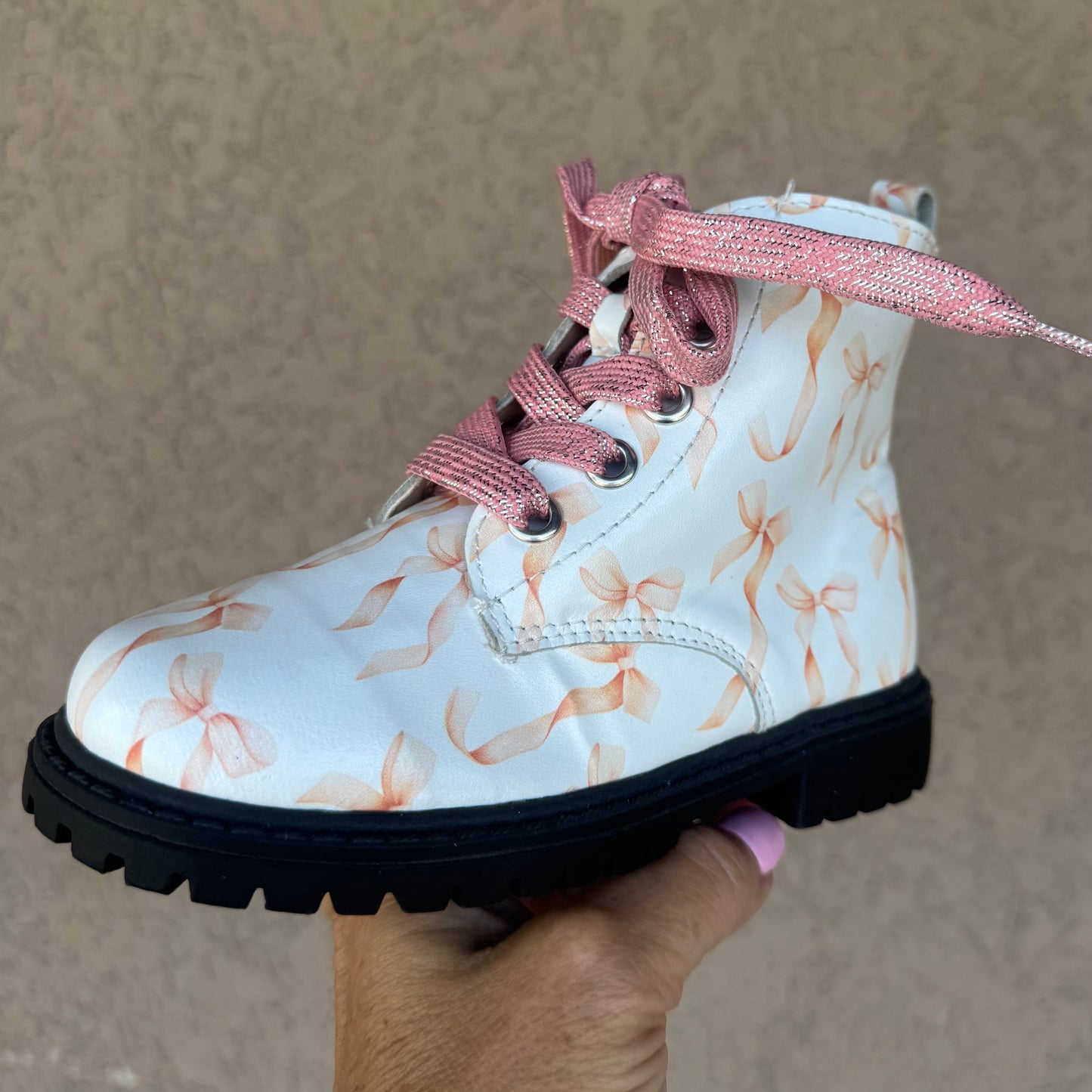 RTS imperfect Chunky Combats Pink Bows (SIZES BK1,BK4, 40)