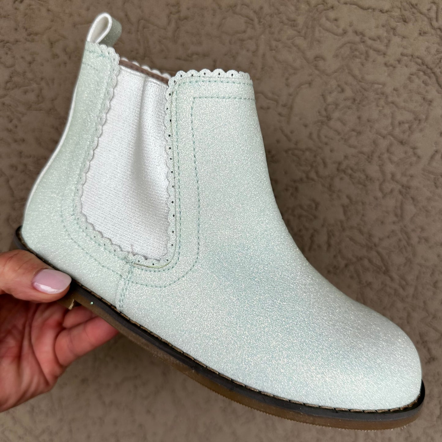 RTS IMPERFECT Mint Smooth Glitter Scalloped Booties(SZ BK2)