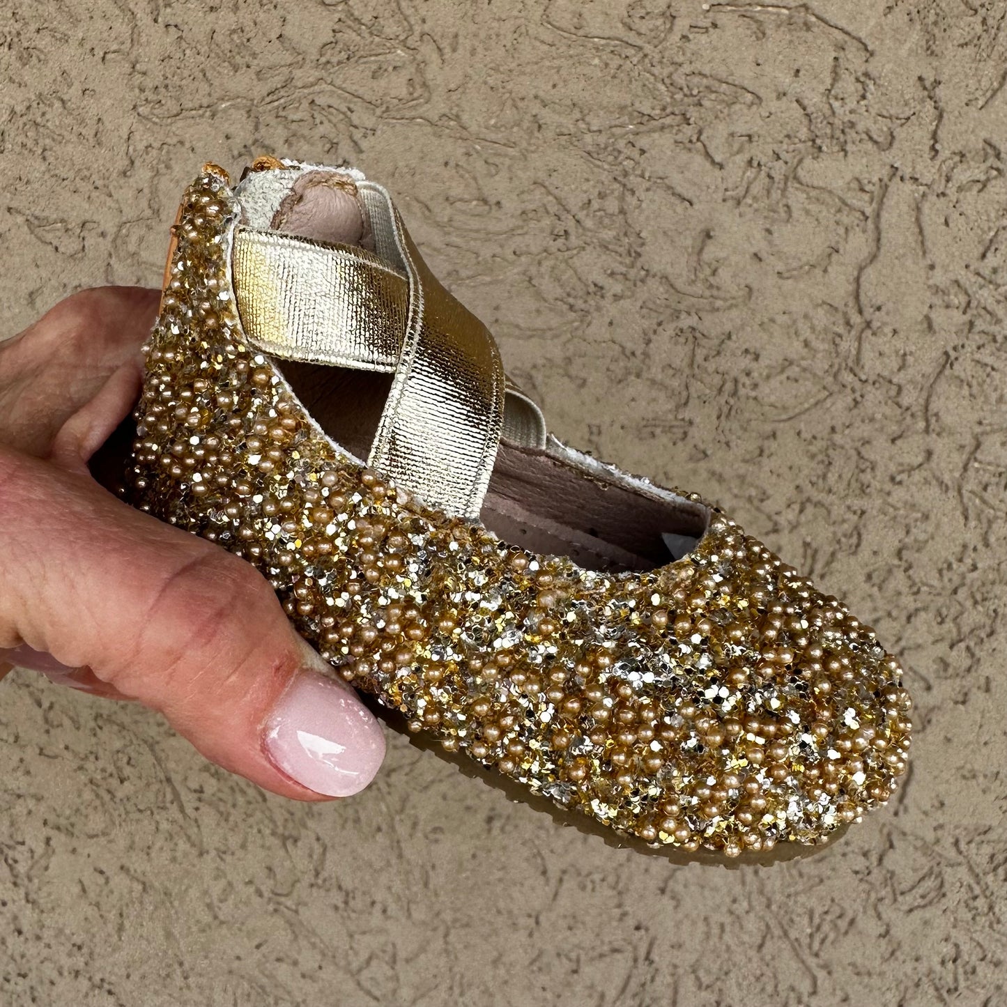 RTS IMPERFECT Gold Pearl Ballerinas (SZ2)