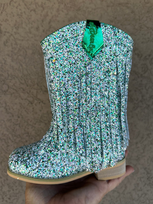 Clover Fringe Cowgirls 3.28.25