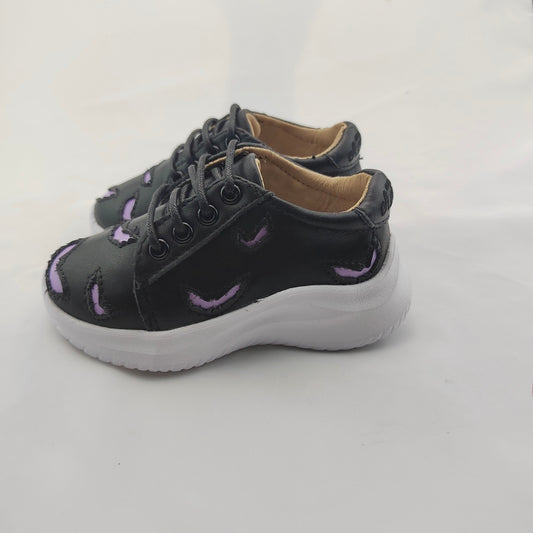 RTS Purple Bats Leather Sneakers (SZ 6)