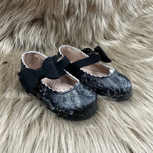 RTS  Black Princess Leather Kinley