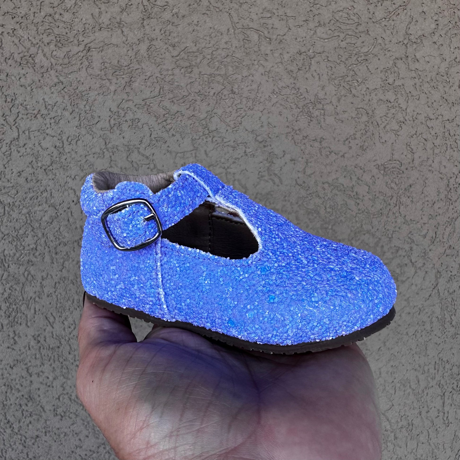 RTS Periwinkle Glitter Tstraps (SZ 2,3,4)