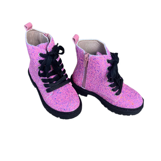 RTS Pink Punch Glitter Combats (SZ 4)