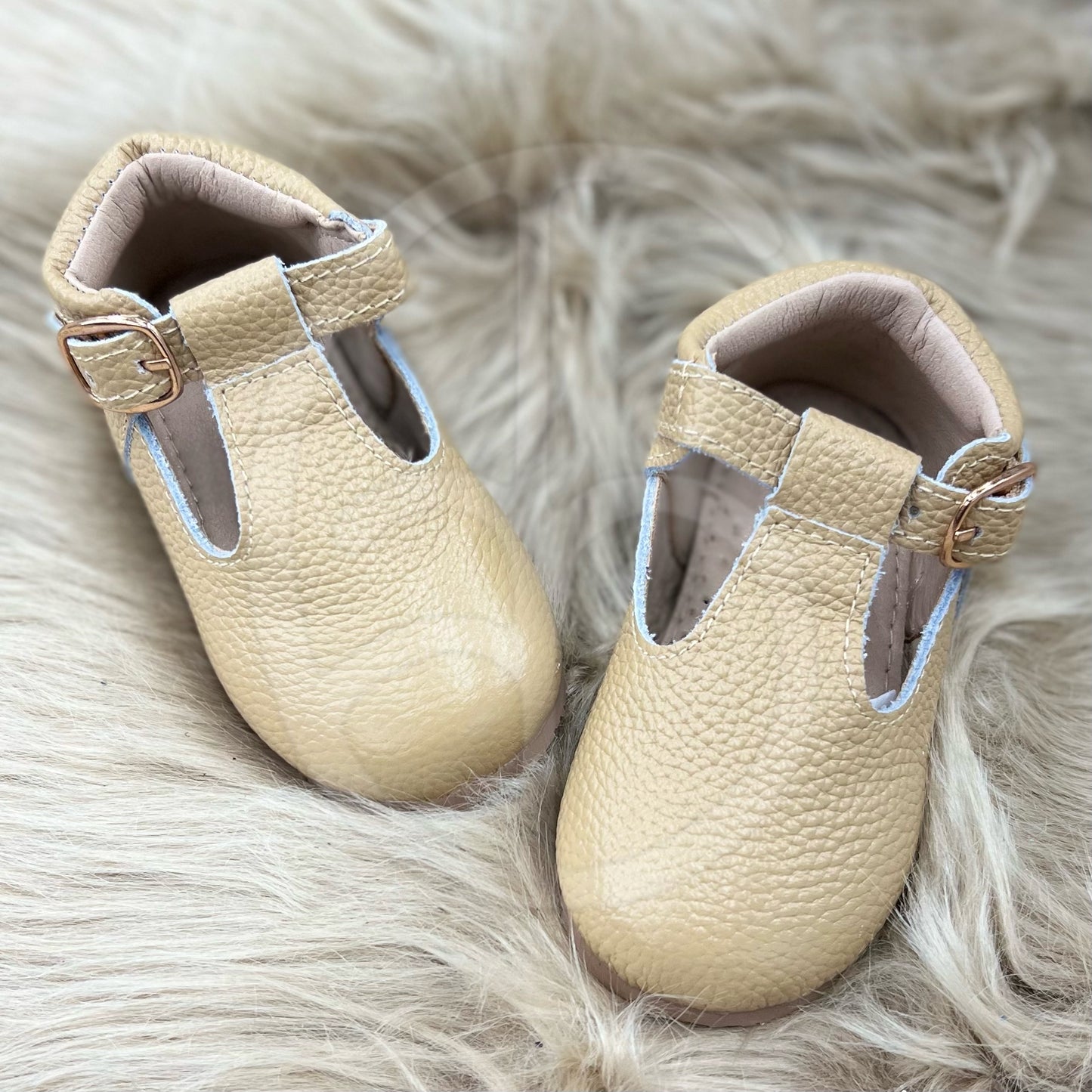 RTS Neutral Leather Tstrap (SIZES 2,4,5)